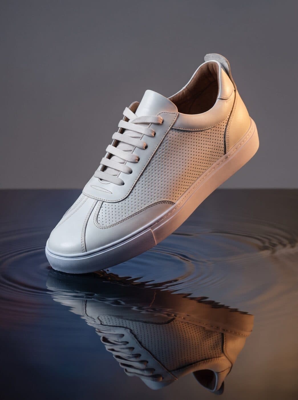 Manhattan blanco perforado